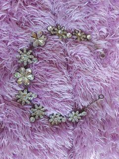 Fancy hair accessories