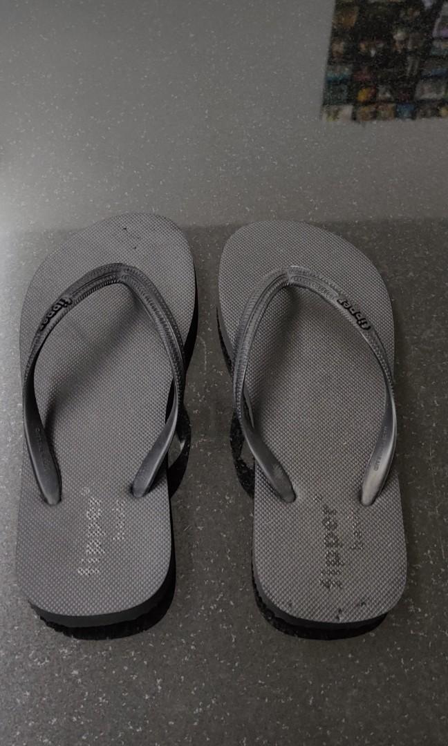 Flipper slipper hotsell