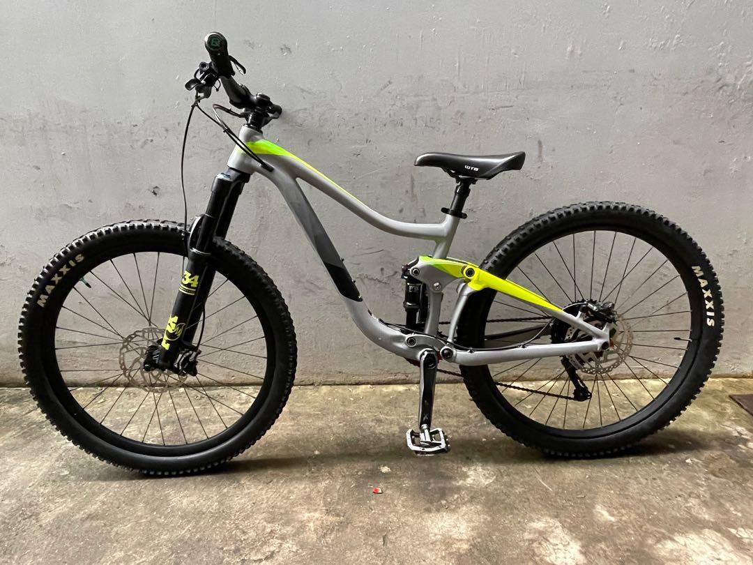 Giant Trance 2 2018 Size S Sports Equipment Bicycles Parts Bicycles On Carousell