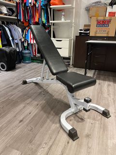 (Category: ) located in . Submitted by gymhero (Listing ID 1088356735, Image 1). Description: .