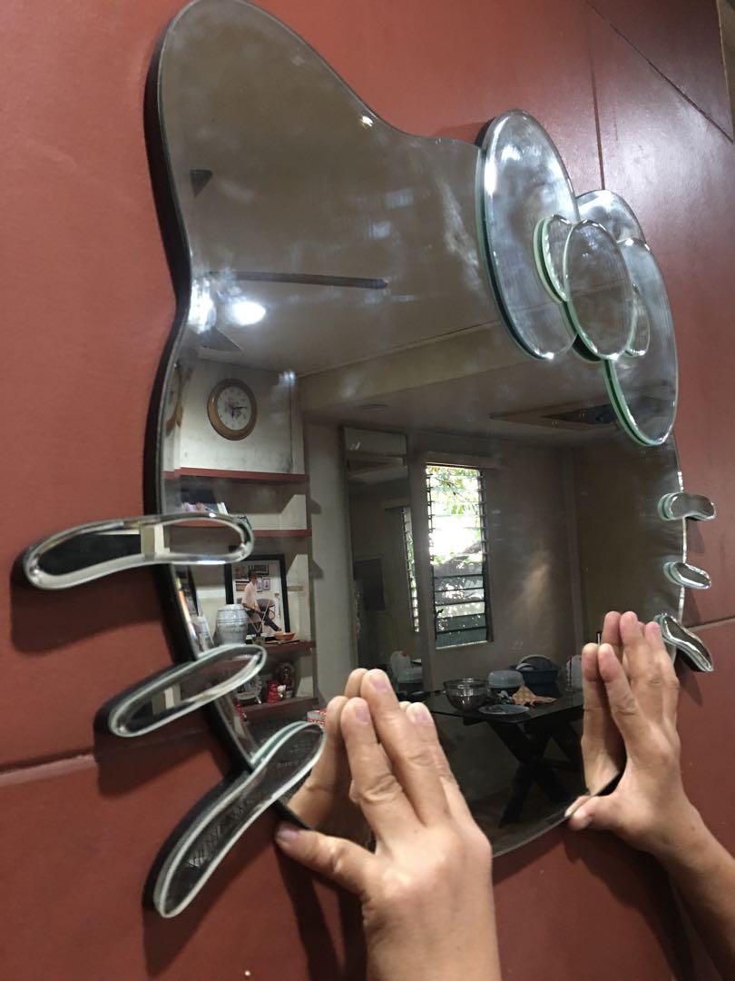 Hello kitty wall mirror (Category: Mirrors) located in Manila. Submitted by hellokitty_mnl (Listing ID 1088405214, Image 3). Description: Sale na po Before 8000 Now 5000.