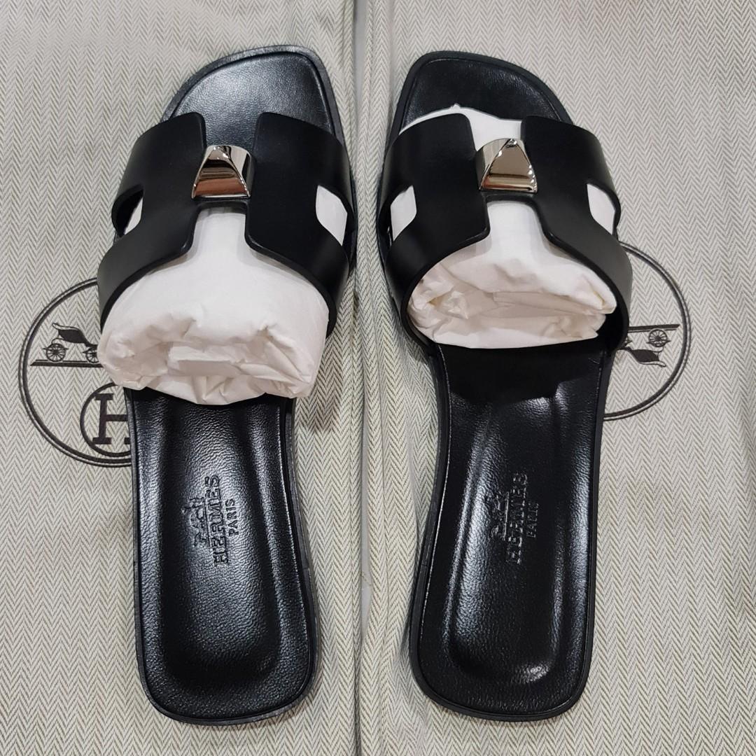 BN Hermes Oran Sandal with Stud, Women's Fashion, Footwear, Sandals on  Carousell