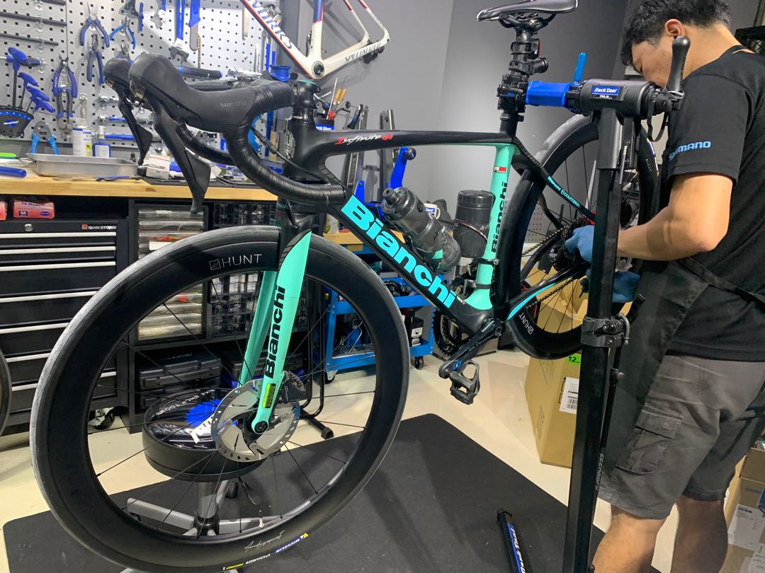 hunt 44 aerodynamicist carbon disc wheelset