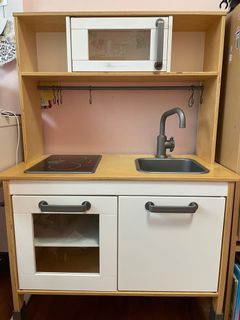 (Category: ) located in . Submitted by caylea1 (Listing ID 1088416935, Image 1). Description: .