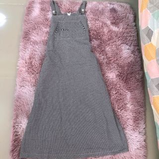 (Category: ) located in . Submitted by preloved.rose (Listing ID 1088350632, Image 1). Description: .