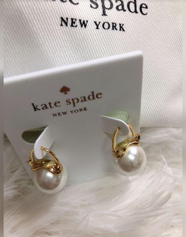 Kate spade earrings - shine on bauble Pearl drop earrings, Women's Fashion,  Jewelry & Organisers, Earrings on Carousell