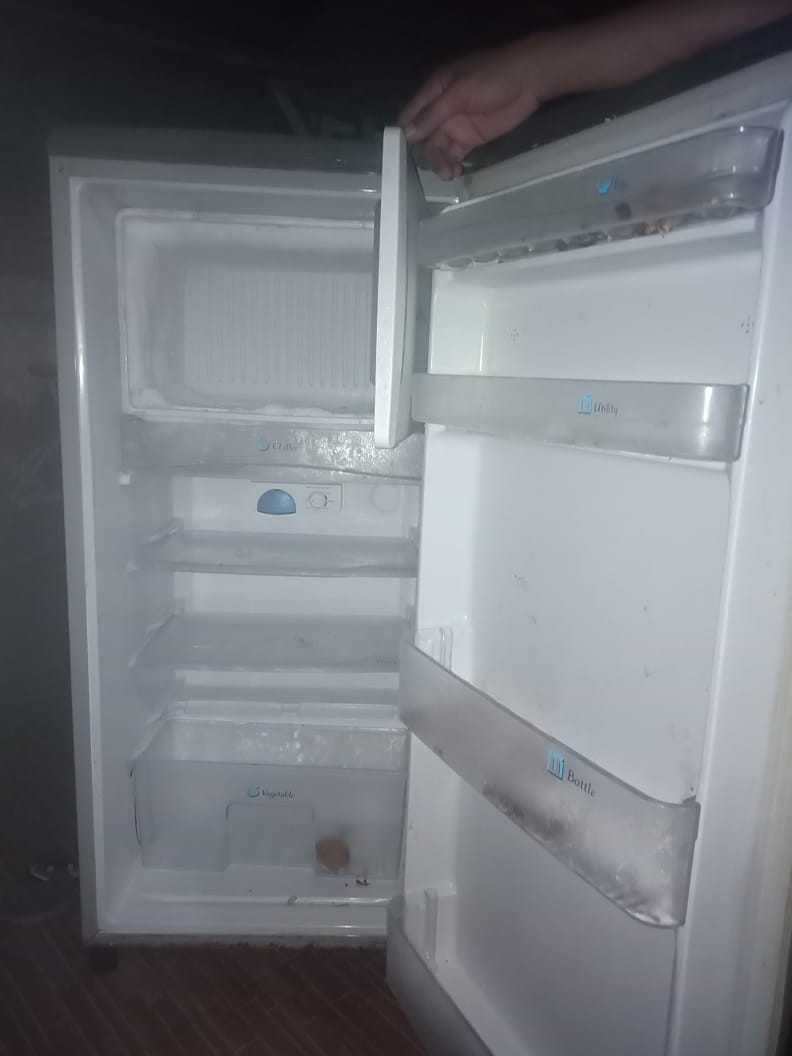 Kulkas Toshiba bekas, Elektronik, Lainnya di Carousell