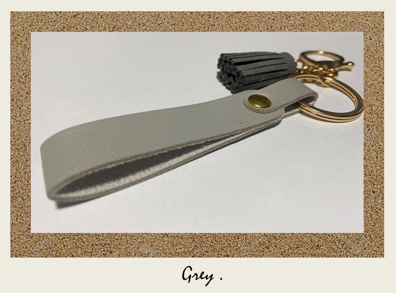 PERSONALIZED LEATHER STRAP KEYCHAIN Customized with Name (Series 1