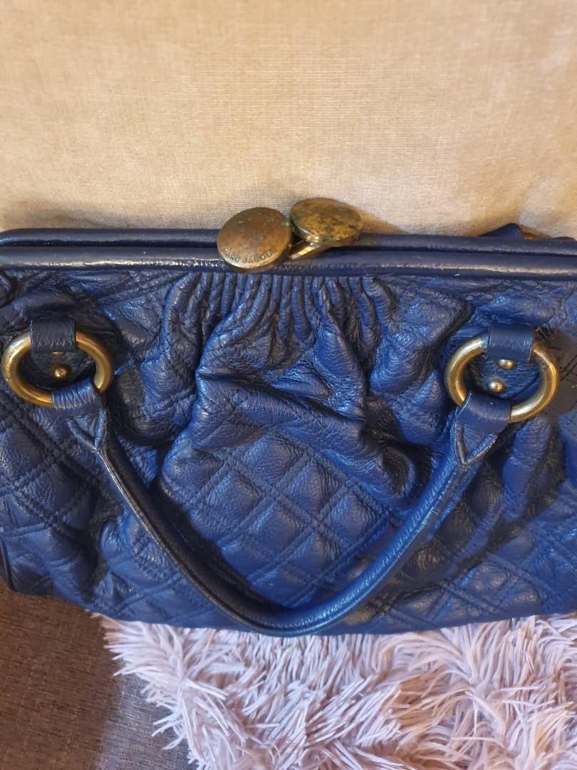 Marc Jacobs Kisslock Bag, Luxury, Bags & Wallets on Carousell