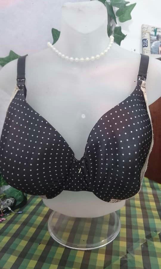 Nursing bra size 40F/42DD/38G, Women's Fashion, Tops, Blouses on Carousell