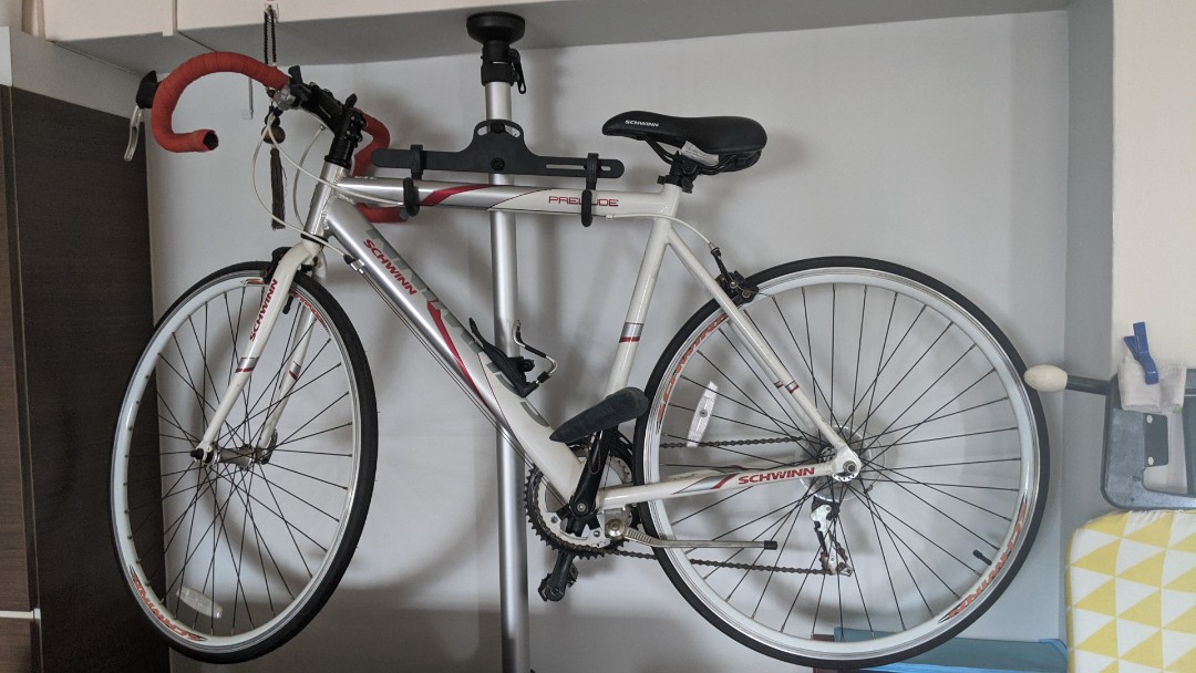 Schwinn prelude sales road bike