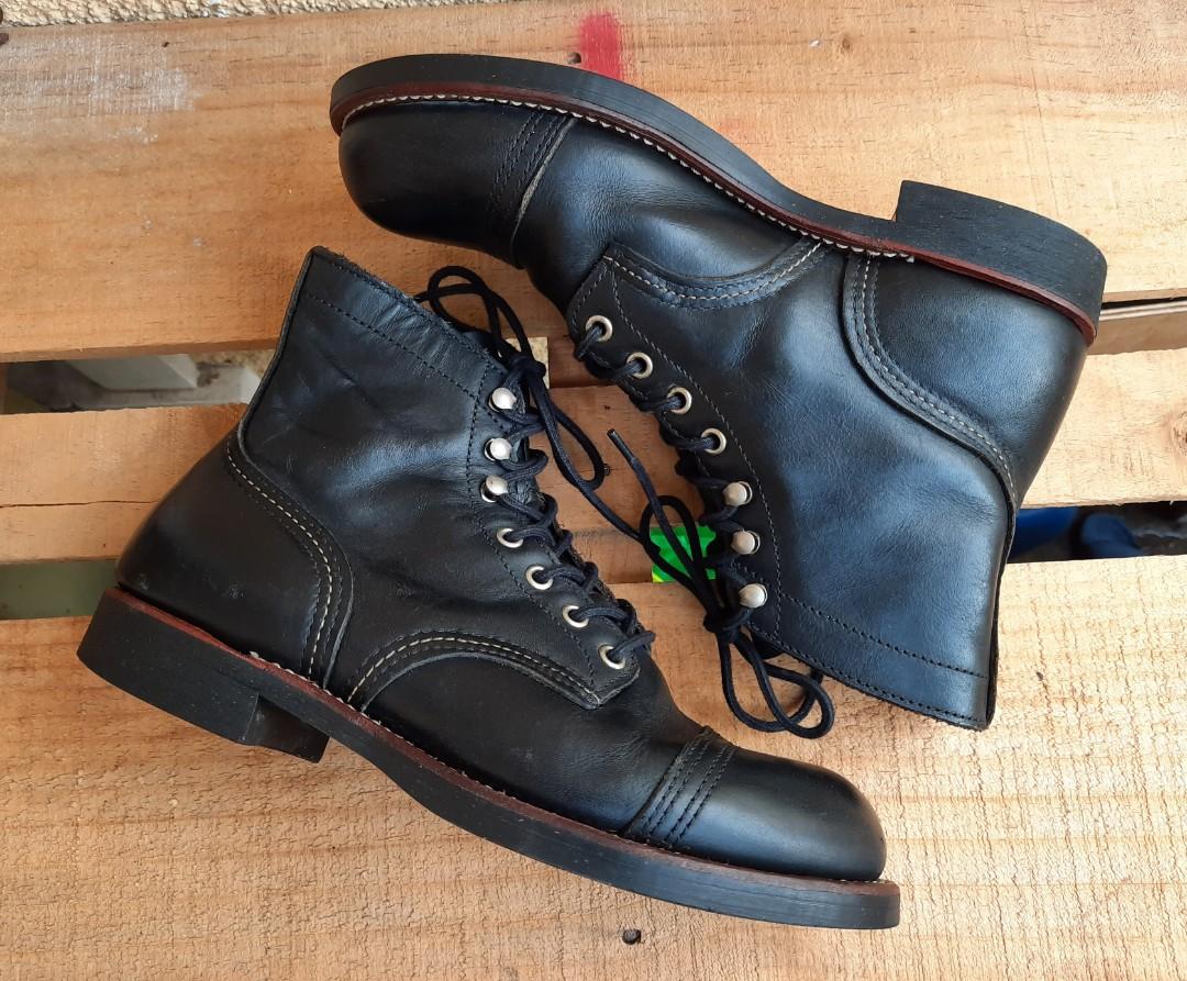 Red Wing Iron Ranger 8114 In Black Harness Leather Redwing Men S Fashion Footwear Boots On Carousell