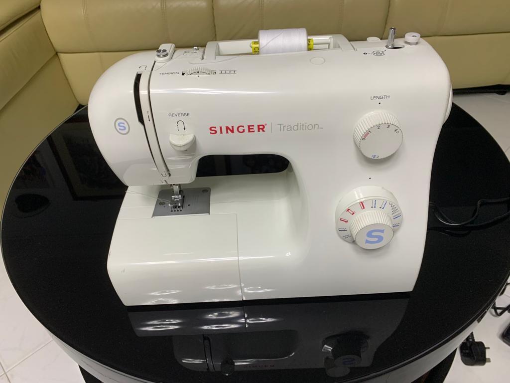Singer Sewing Machine Model 2259, Furniture & Home Living, Home