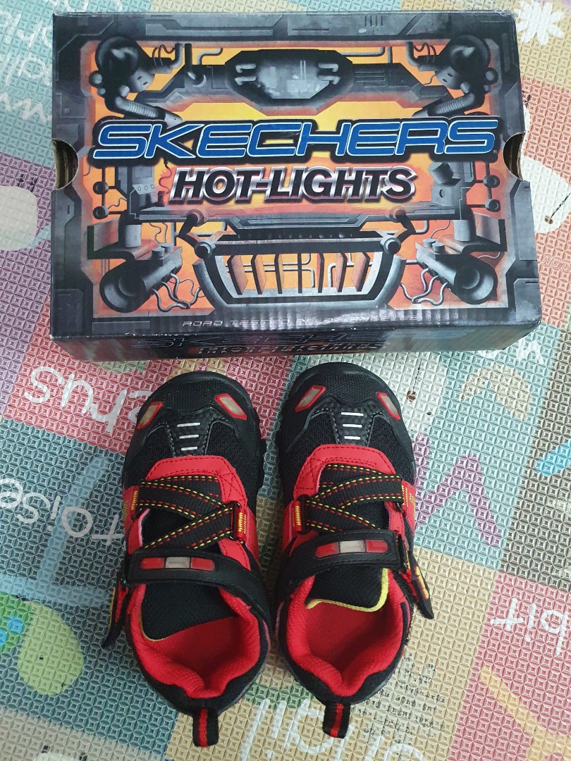 Skechers heart top stoppers