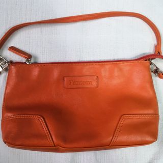 (Category: ) located in . Submitted by simonespreloved (Listing ID 1088422932, Image 1). Description: .