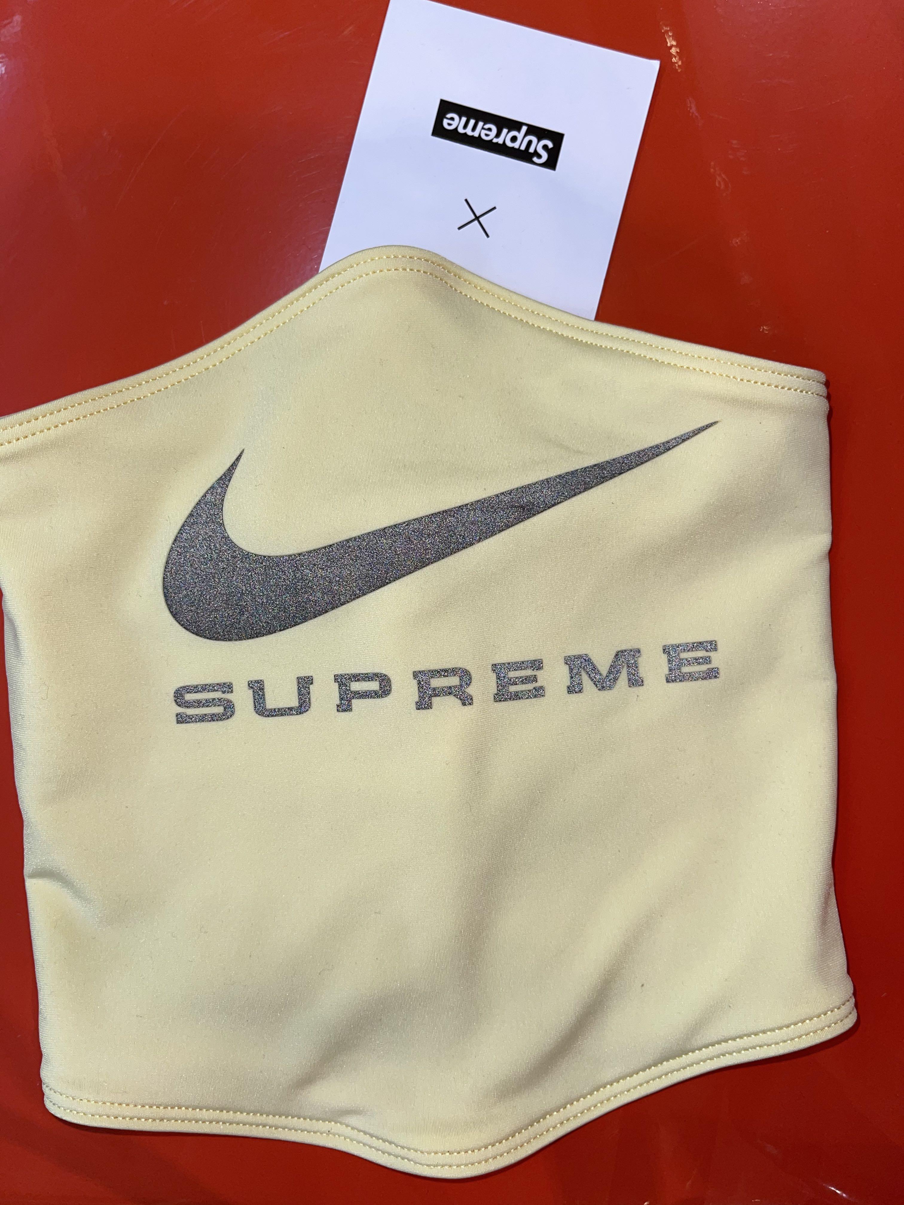 Supreme / Nike Neck Warmer, 男裝, 手錶及配件, 冷帽- Carousell