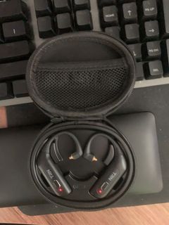 （分類：）位於 。 由 tikxsals 提交（商品編號 1088355156，圖片 1）。簡介： 。