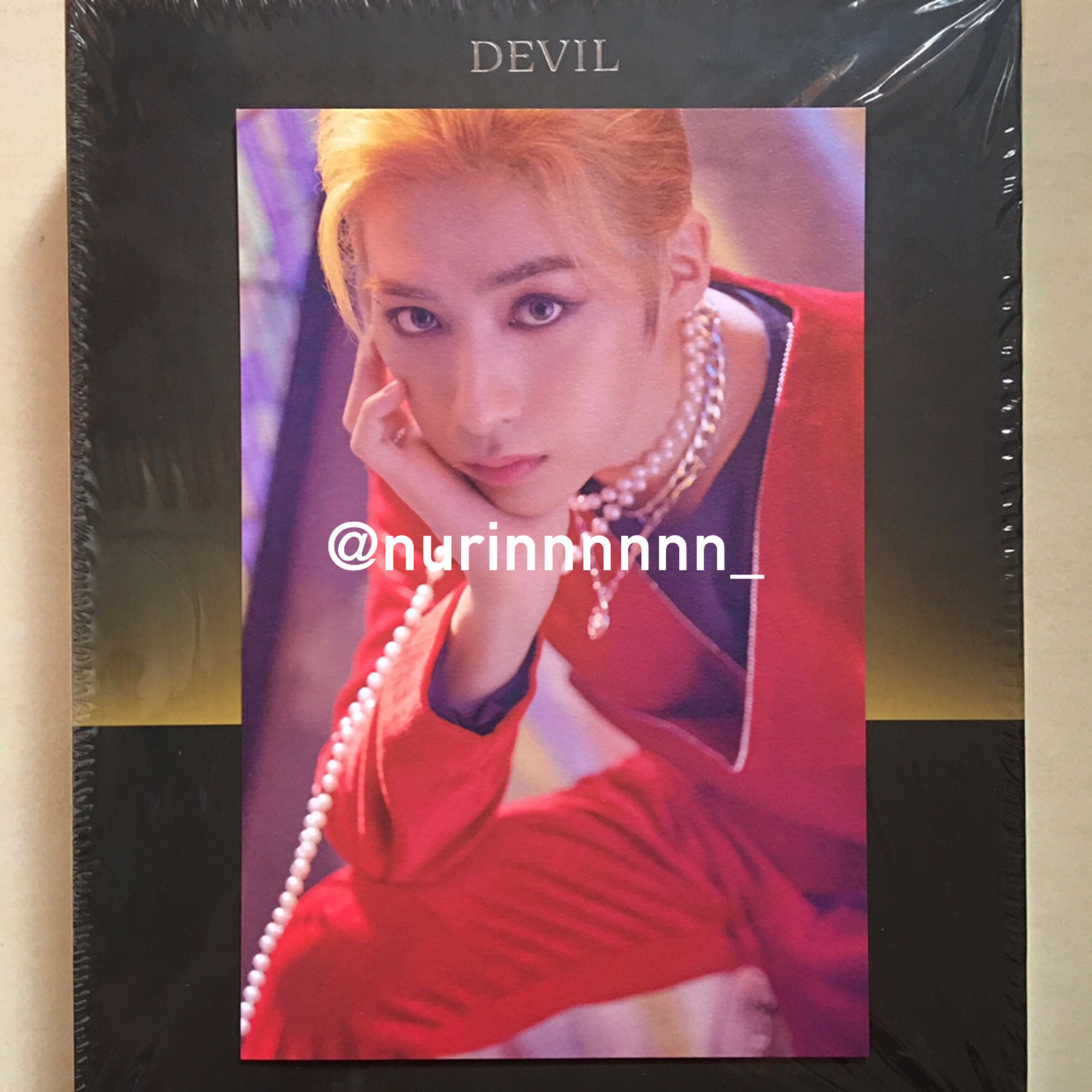 WTS ONEUS XION DEVIL ALBUM POSTCARD, Hobbies & Toys, Collectibles