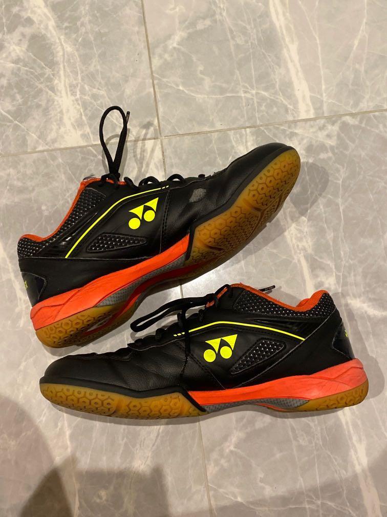 Yonex Power Cushion 65M
