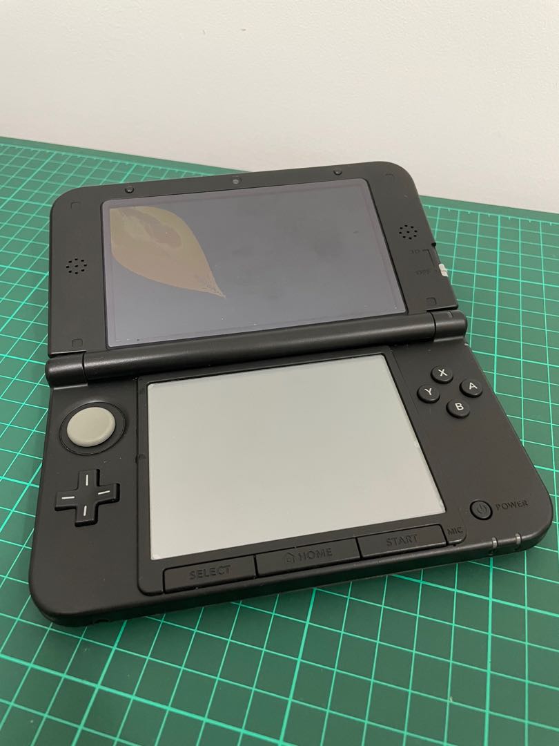 3DS XL broken screen Video Gaming Video Game Consoles