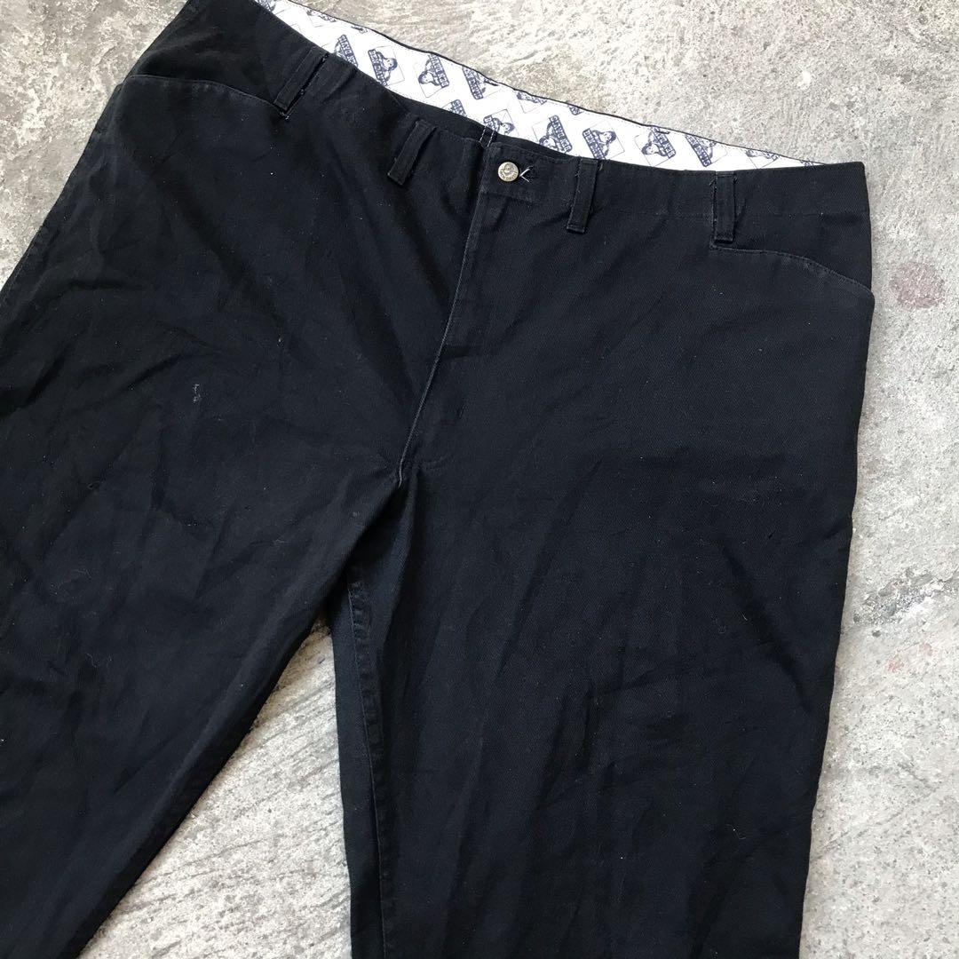 BEN DAVIS PANTS 46 x 40 (Category: Jeans) located in Paranaque City. Submitted by jayyator (Listing ID 1088714664, Image 2). Description: Offer and it’s yours 😊 These are thrifted items. All items are sold as is, major or minimal flaws are shown in the posted photos. Please limit your expectations. Pickup or delivered via LALAMOVE/GRAB/SPEEDY or your desired courier from Parañaque City, Metro Manila 1715 Enjoy Shopping! #jollivintagephAVAIL #vi