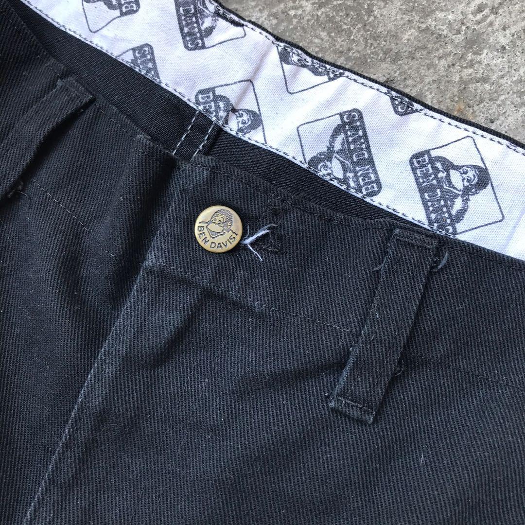BEN DAVIS PANTS 46 x 40 (Category: Jeans) located in Paranaque City. Submitted by jayyator (Listing ID 1088714664, Image 3). Description: Offer and it’s yours 😊 These are thrifted items. All items are sold as is, major or minimal flaws are shown in the posted photos. Please limit your expectations. Pickup or delivered via LALAMOVE/GRAB/SPEEDY or your desired courier from Parañaque City, Metro Manila 1715 Enjoy Shopping! #jollivintagephAVAIL #vi