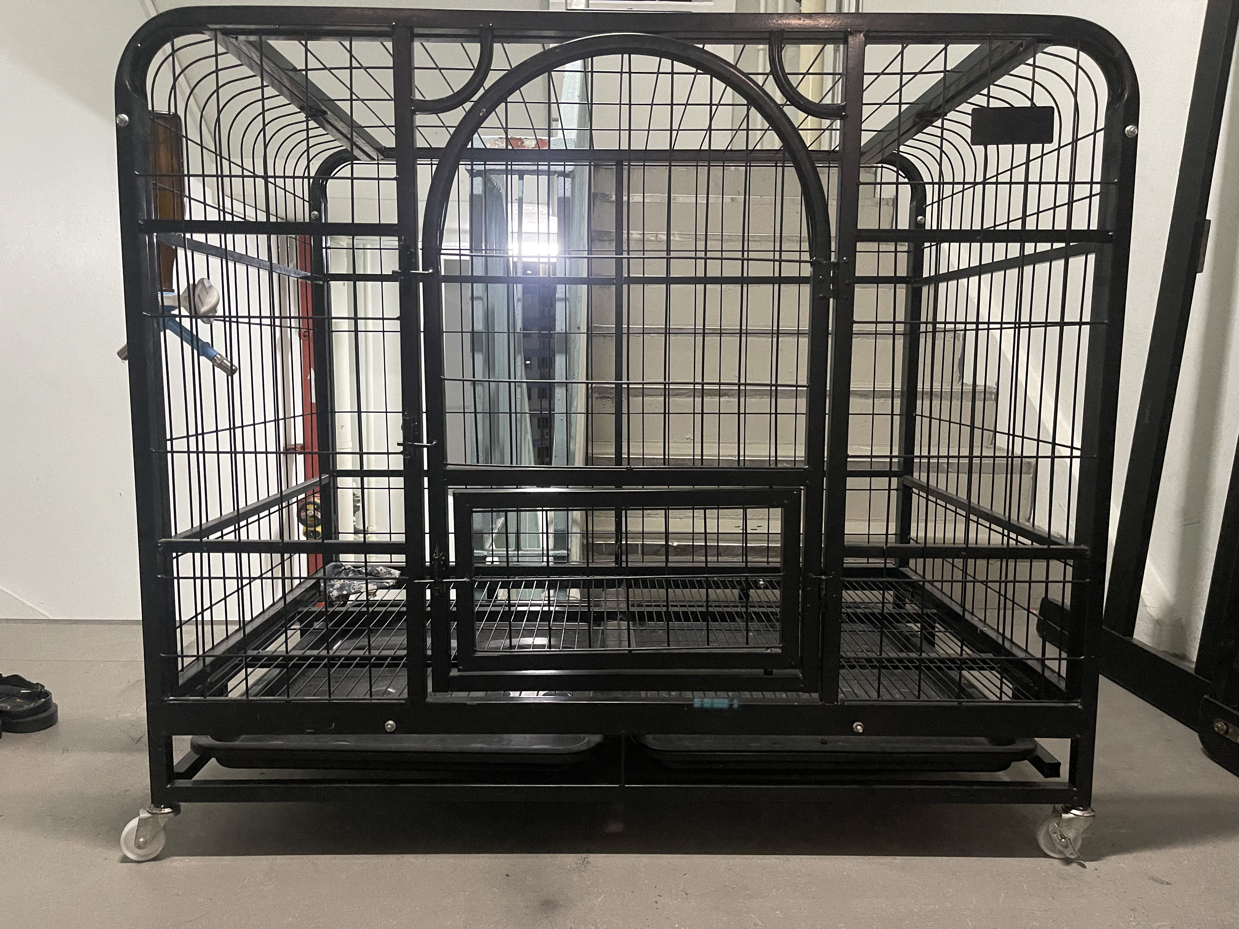 Big dog Cage, Pet Supplies, Homes & Other Pet Accessories on Carousell