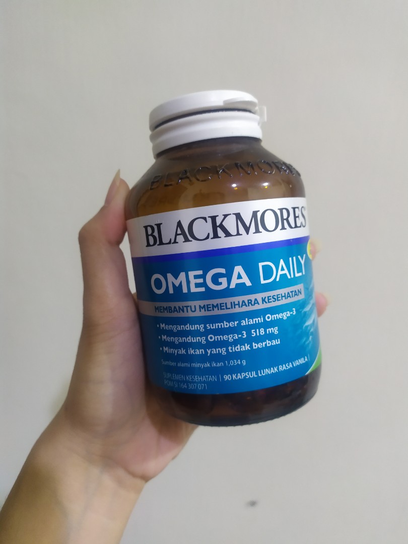 Blackmores hotsell omega daily