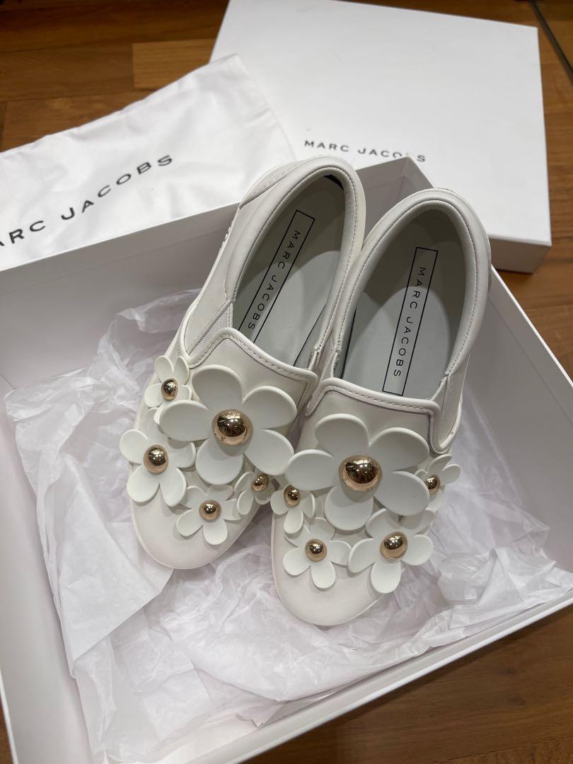 Marc jacobs daisy slip on sneakers hot sale