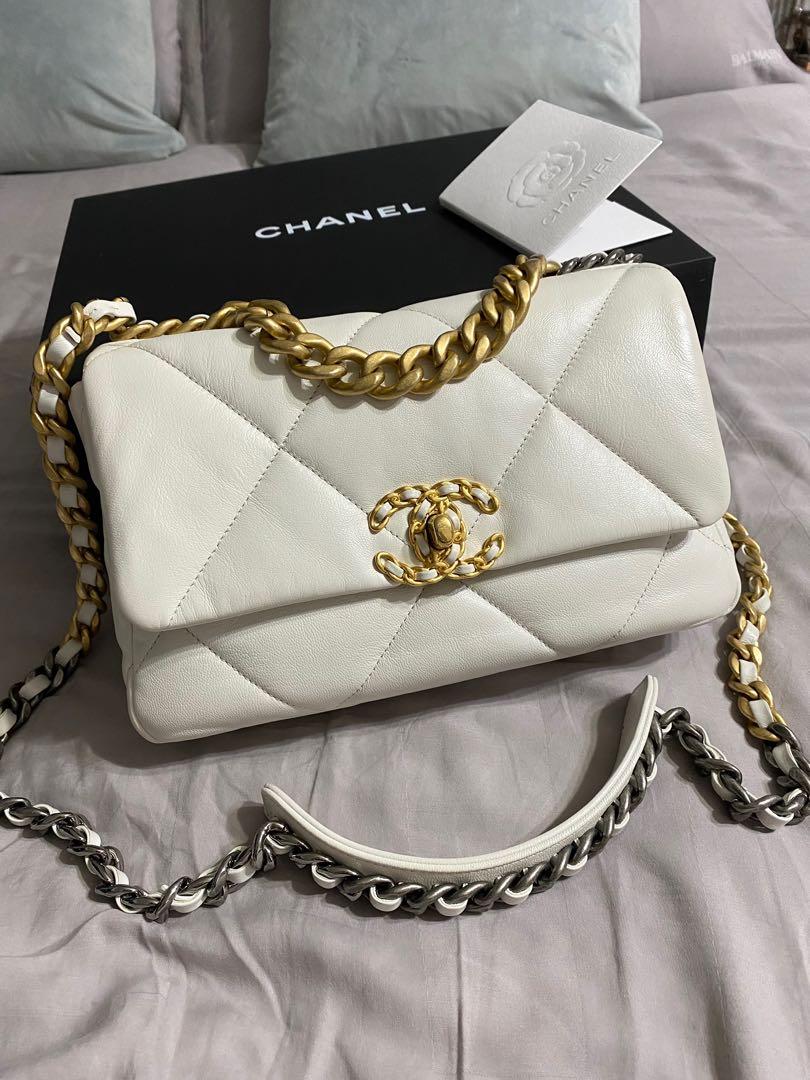 Chanel 19 small hotsell white