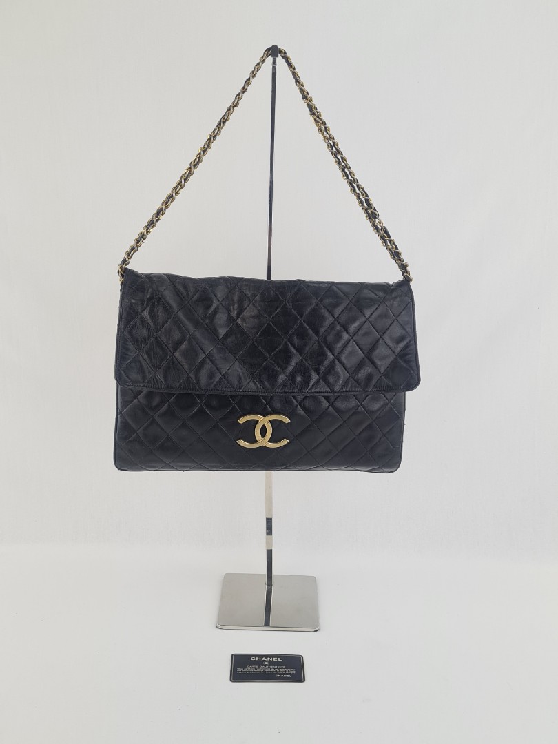 Chanel Vintage Classic Large Maxi Black Single Flap bag, Luxury