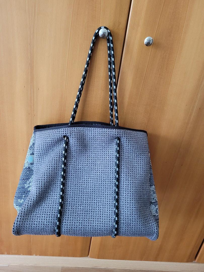 Chuchka Neoprene Large Tote