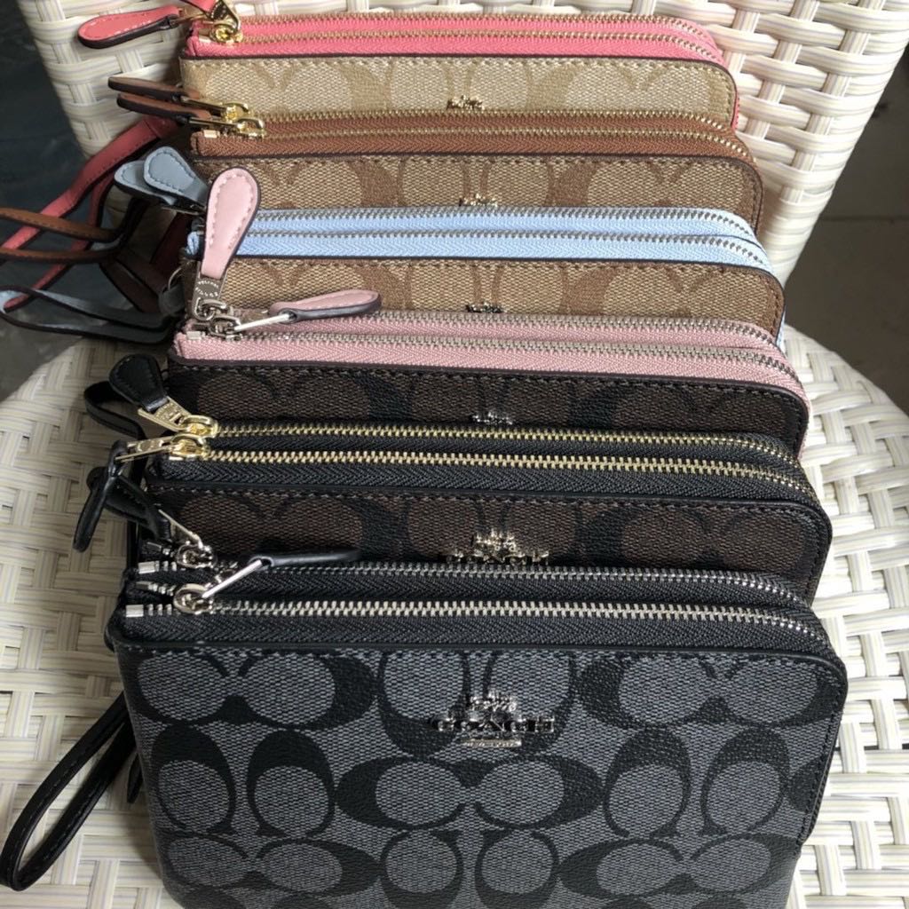 FIRE SALES Coach Double Corner Zip Wallet In Signature Canvas Women s Fashion Bags Wallets Purses Pouches on Carousell