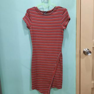 (Category: ) located in . Submitted by grxybluee (Listing ID 1088690301, Image 1). Description: .