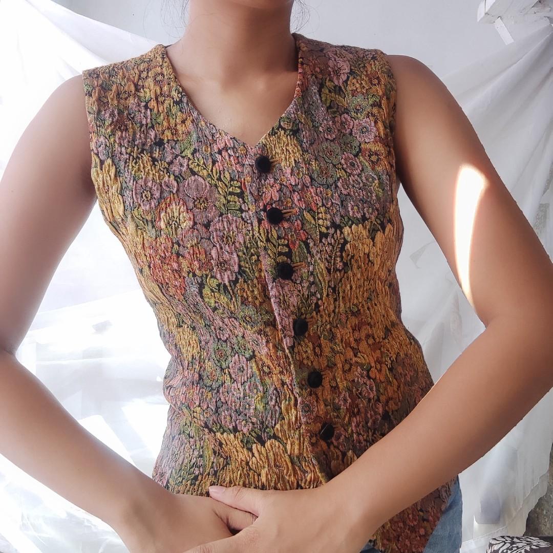 FLORAL TAPESTRY WAISTCOAT VEST