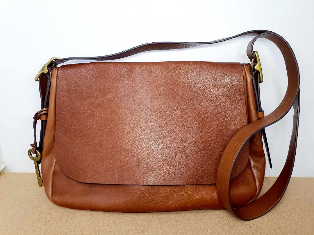Fossil harper hotsell large crossbody