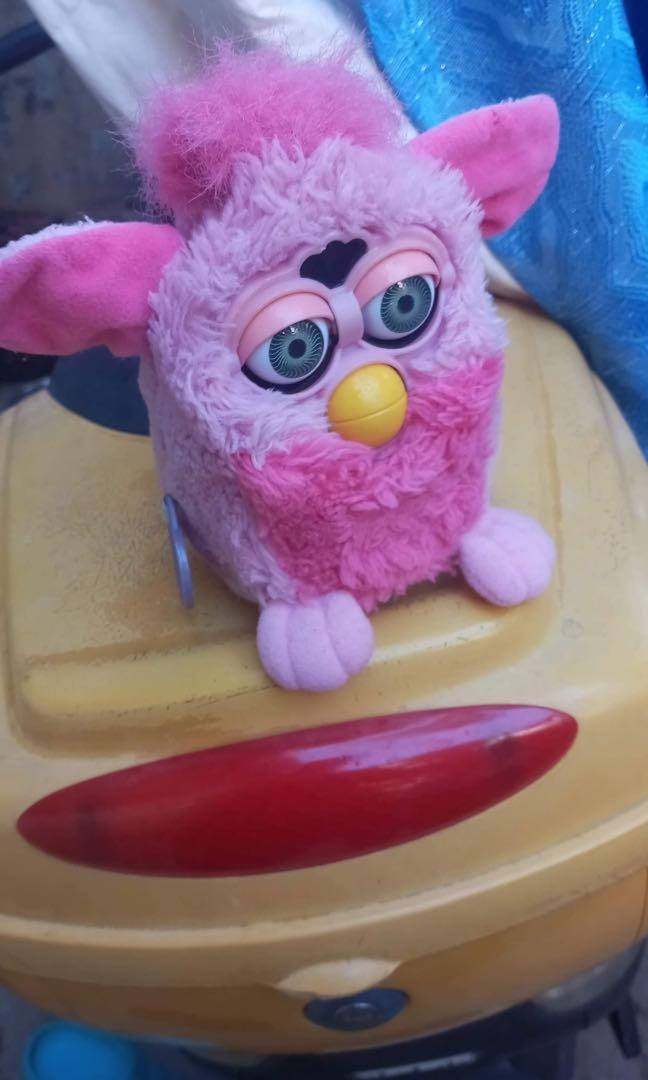 Pink flamingo furby 2025