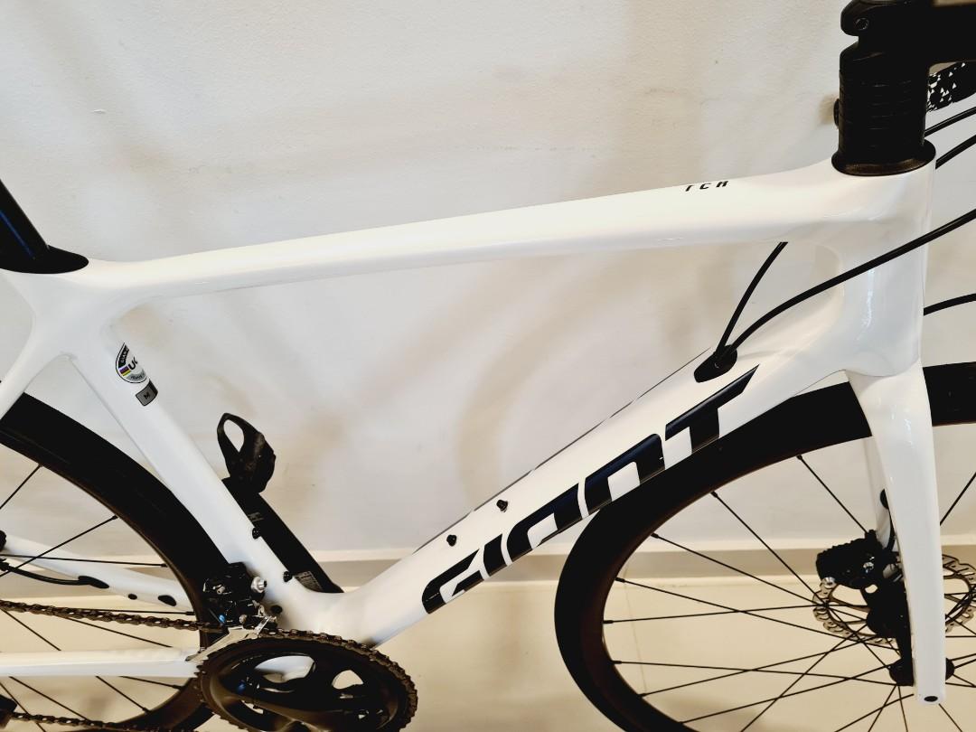 Giant TCR Advanced 2 Disc SE 2021 With inbuilt power meter
