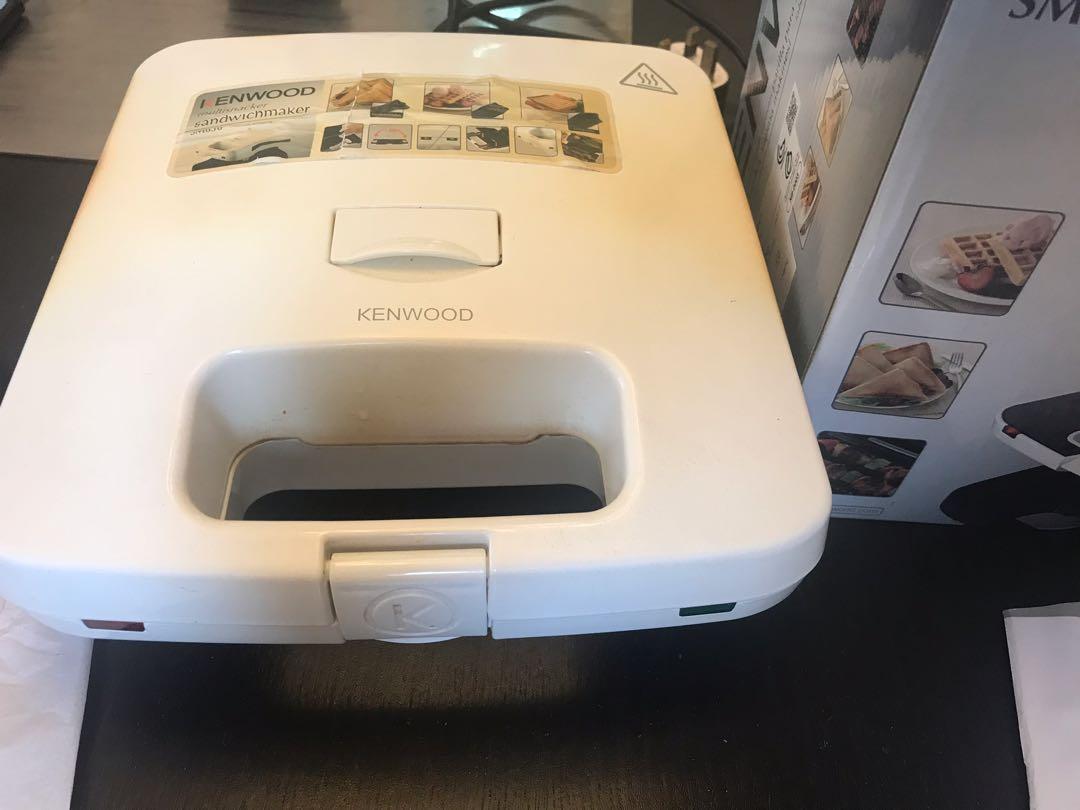 Kenwood sandwich maker + 4 multiplates set, 家庭電器, 廚房電器, 焗爐及多士爐 Carousell