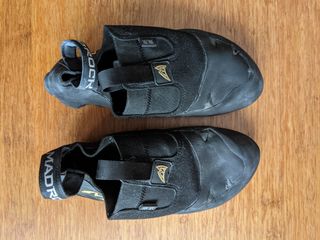 （分類：）位於 。 由 armanzoid 提交（商品編號 1088541237，圖片 1）。簡介： 。