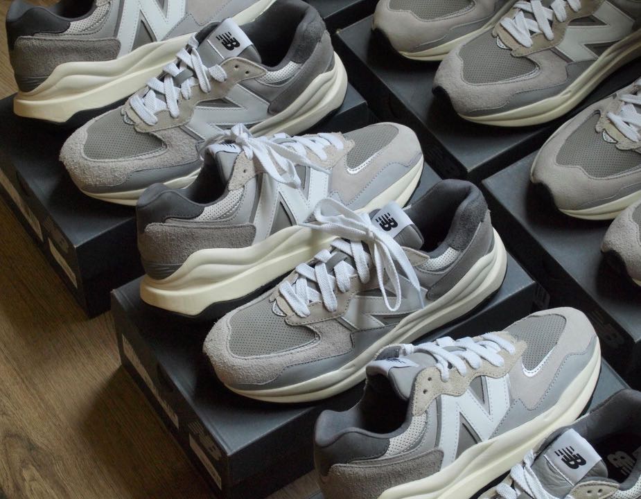 m5740ta grey