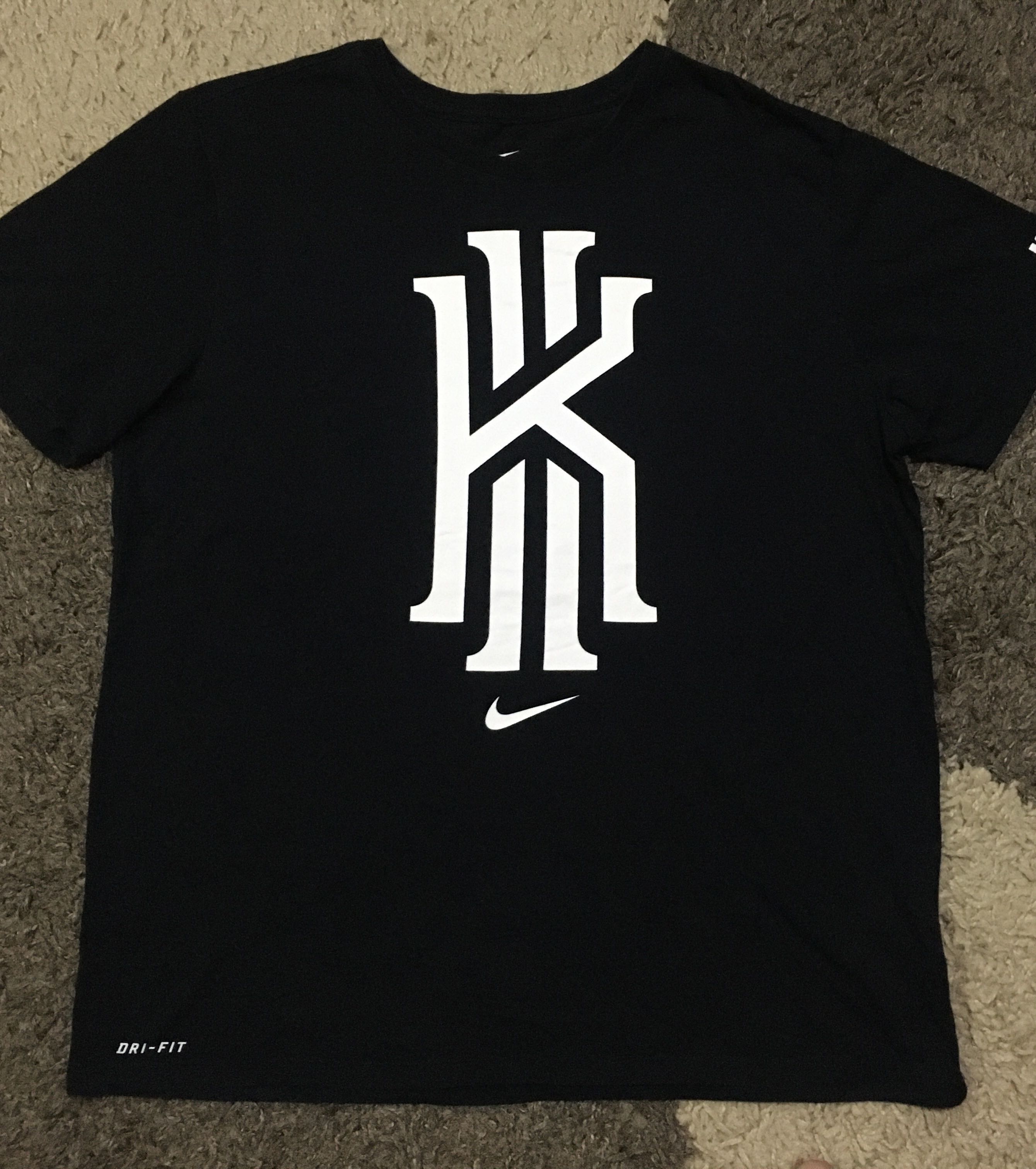 Nike kyrie shirt discount