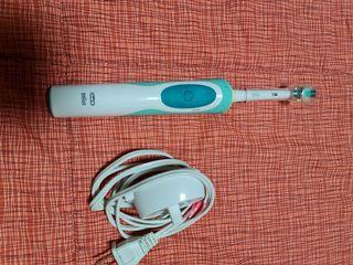 Oral B electric toothbrush 110volts c replacemnet filter new
