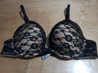 (Category: ) located in . Submitted by izzay16declutter (Listing ID 1088537845, Image 1). Description: .