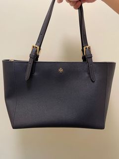 （分類：）位於 。 由 cwong02 提交（商品編號 1088647900，圖片 1）。簡介： 。