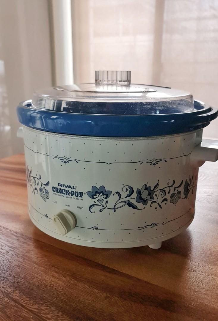 https://media.karousell.com/media/photos/products/2021/5/19/vintage_rival_blue_3355_crock__1621434799_ff6577d9_progressive.jpg