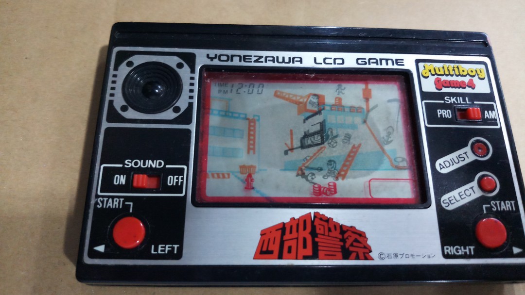 yonezawa LCD game multiboy game 4 西部警察, 興趣及遊戲, 玩具& 遊戲