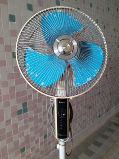 （分類：）位於 。 由 chan82083 提交（商品編號 1085147870，圖片 1）。簡介： 。