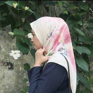(Category: ) located in . Submitted by letgosincerely (Listing ID 1085228999, Image 1). Description: .