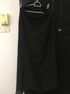 Black skirt